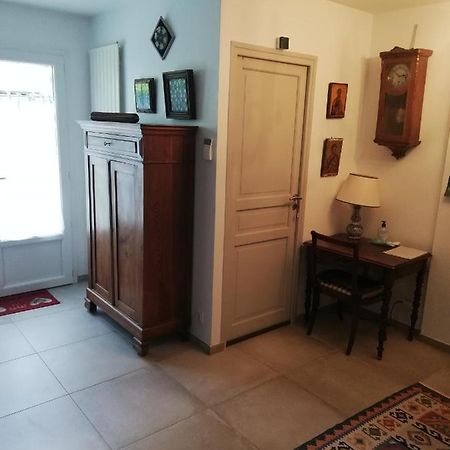 Appartement De Plain Pied Dans La Verdure Yerres Kültér fotó